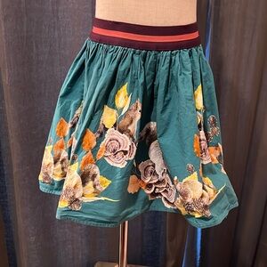 Girls Molo elastic band skirt - size 10 (134/140 European)